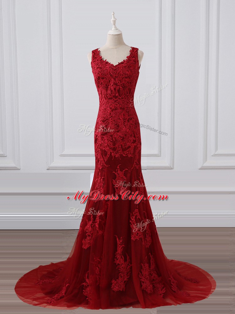 Trendy V-neck Sleeveless Mother of Groom Dress Brush Train Lace and Appliques Red Lace