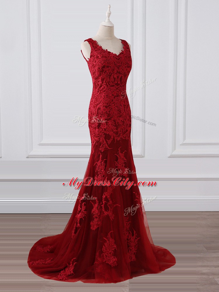 Trendy V-neck Sleeveless Mother of Groom Dress Brush Train Lace and Appliques Red Lace