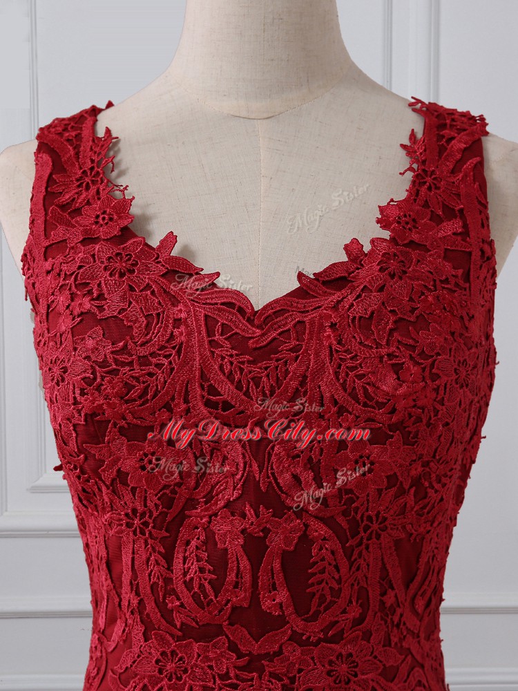 Trendy V-neck Sleeveless Mother of Groom Dress Brush Train Lace and Appliques Red Lace