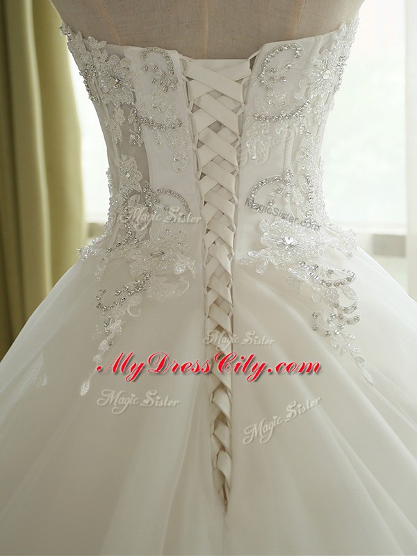 White Ball Gowns Beading and Lace and Appliques Wedding Dress Lace Up Tulle Sleeveless