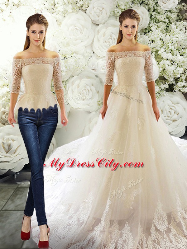 White Clasp Handle Wedding Dresses Lace Half Sleeves Court Train