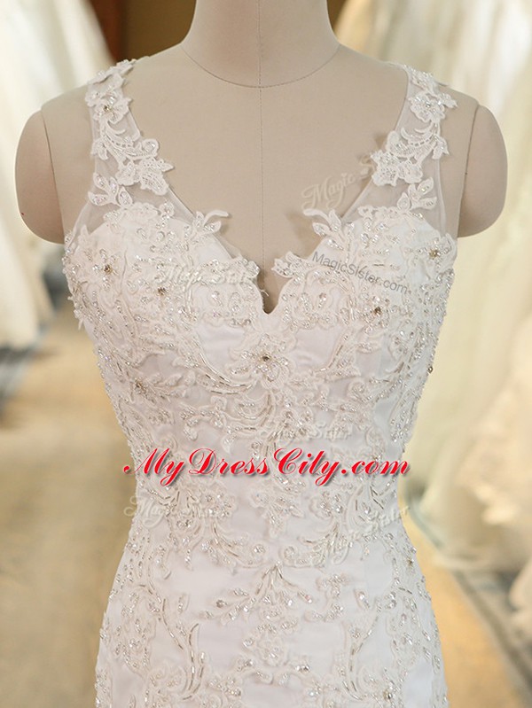 White Sleeveless Beading and Appliques Clasp Handle Bridal Gown