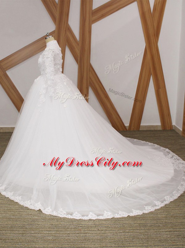 Decent White Ball Gowns Lace and Appliques Wedding Gowns Zipper Tulle Long Sleeves