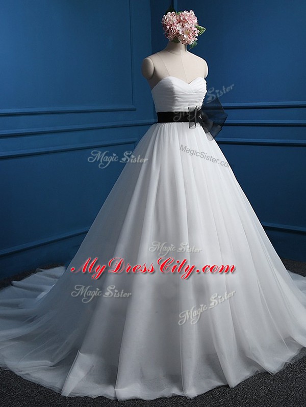 Lovely Sleeveless Ruching and Bowknot Lace Up Wedding Dress with White Court Train