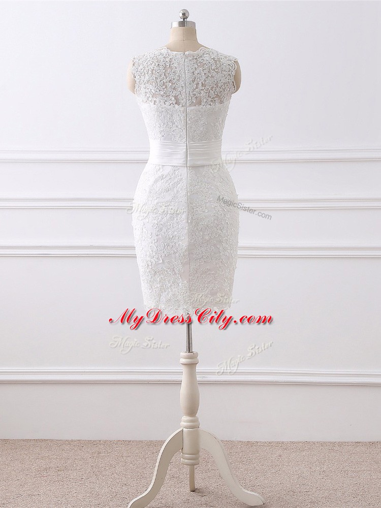 Luxurious White Bridal Gown Tulle Brush Train Sleeveless Lace