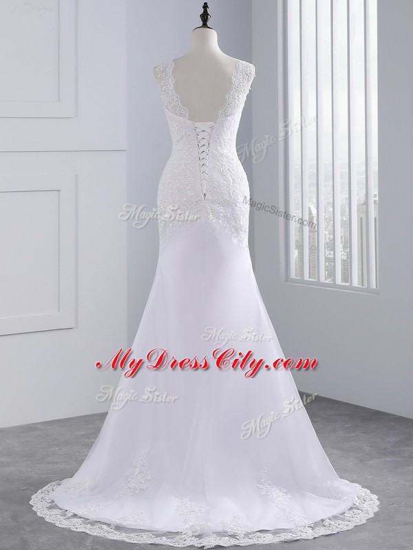 Superior Sleeveless Brush Train Beading and Appliques Lace Up Wedding Gowns