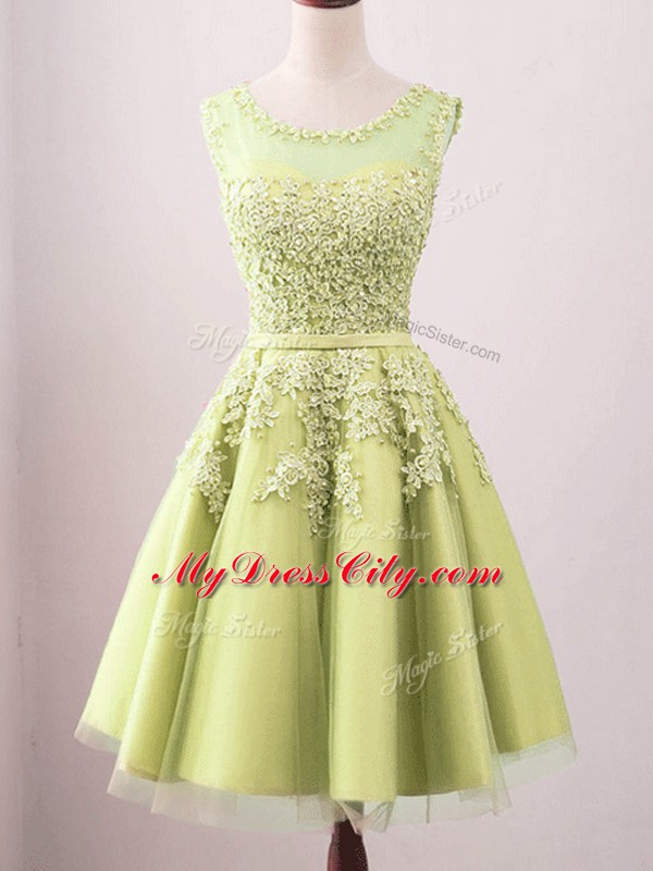 Affordable Knee Length Lace Up Wedding Guest Dresses Yellow for Prom and Party and Wedding Party with Lace