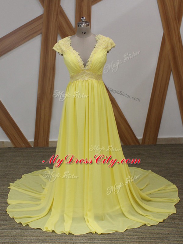 V-neck Short Sleeves Chiffon Homecoming Dress Lace and Appliques Brush Train Zipper