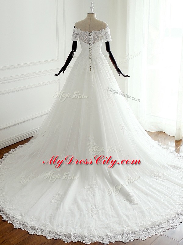 Sumptuous Sleeveless Lace Lace Up Bridal Gown with White Court Train