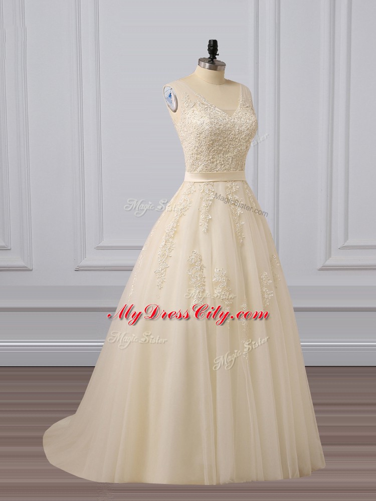 Exquisite V-neck Sleeveless Homecoming Dress Brush Train Lace and Appliques Champagne Tulle