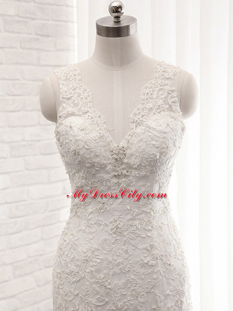 Decent White Tulle Clasp Handle Bridal Gown Sleeveless Brush Train Lace