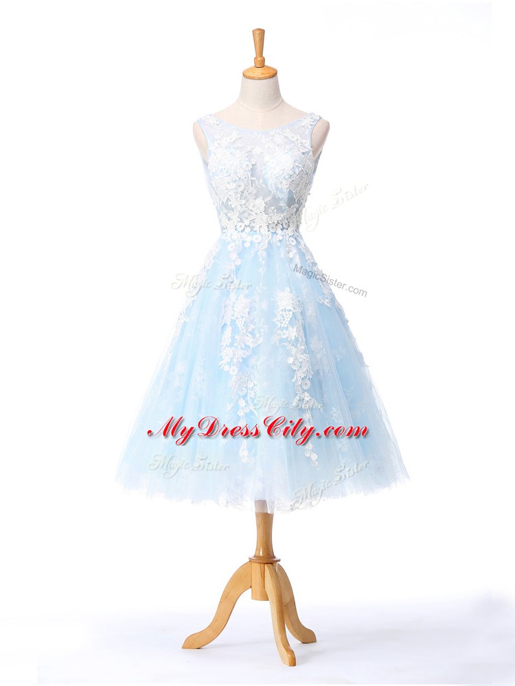 Light Blue A-line Tulle Scoop Sleeveless Appliques Knee Length Backless Dama Dress for Quinceanera