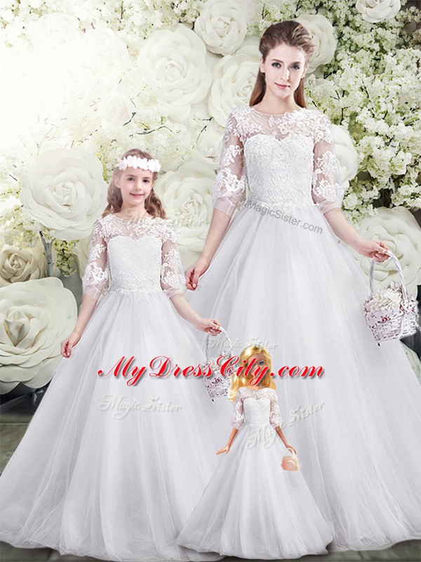 Modern Tulle Scoop Half Sleeves Brush Train Lace Up Lace Quinceanera Gown in White