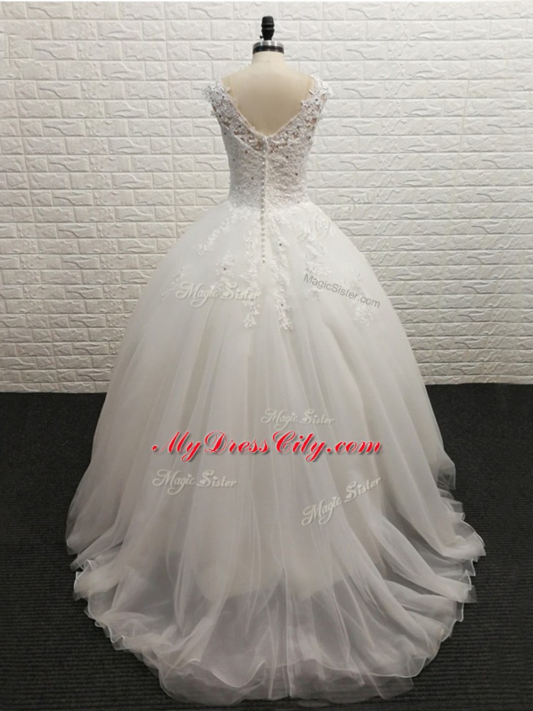 Sleeveless Lace Clasp Handle Bridal Gown with White Brush Train