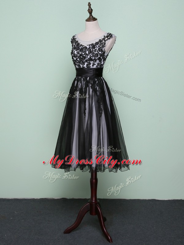 Black A-line Tulle Scoop Sleeveless Lace and Appliques Knee Length Zipper Homecoming Dress