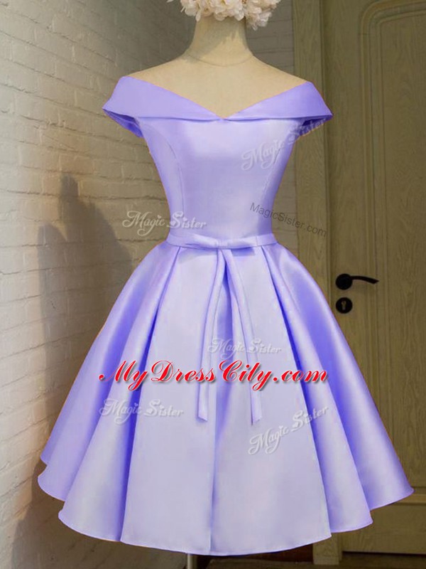 Custom Design Knee Length Lace Up Bridesmaid Gown Lavender for Prom and Party and Wedding Party with Belt