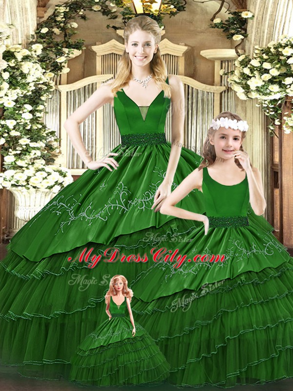 Dazzling Ball Gowns Quince Ball Gowns Green V-neck Organza Sleeveless Floor Length Lace Up