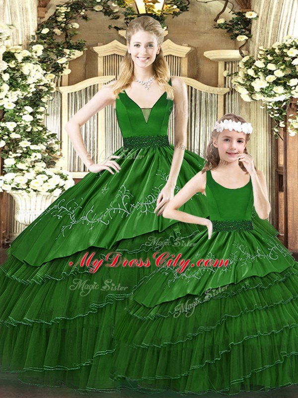 Dazzling Ball Gowns Quince Ball Gowns Green V-neck Organza Sleeveless Floor Length Lace Up