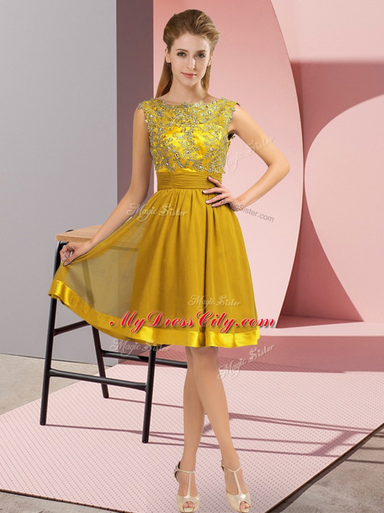 Exceptional Sleeveless Chiffon Knee Length Backless Prom Dress in Gold with Appliques