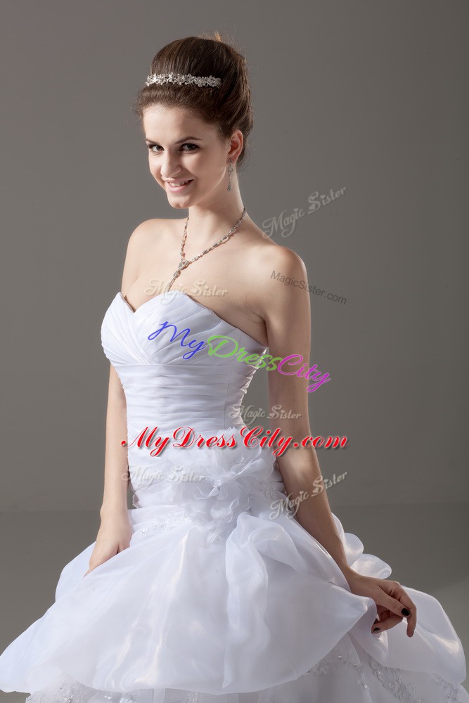 White Lace Up Sweetheart Appliques and Hand Made Flower Wedding Gowns Organza Sleeveless Brush Train