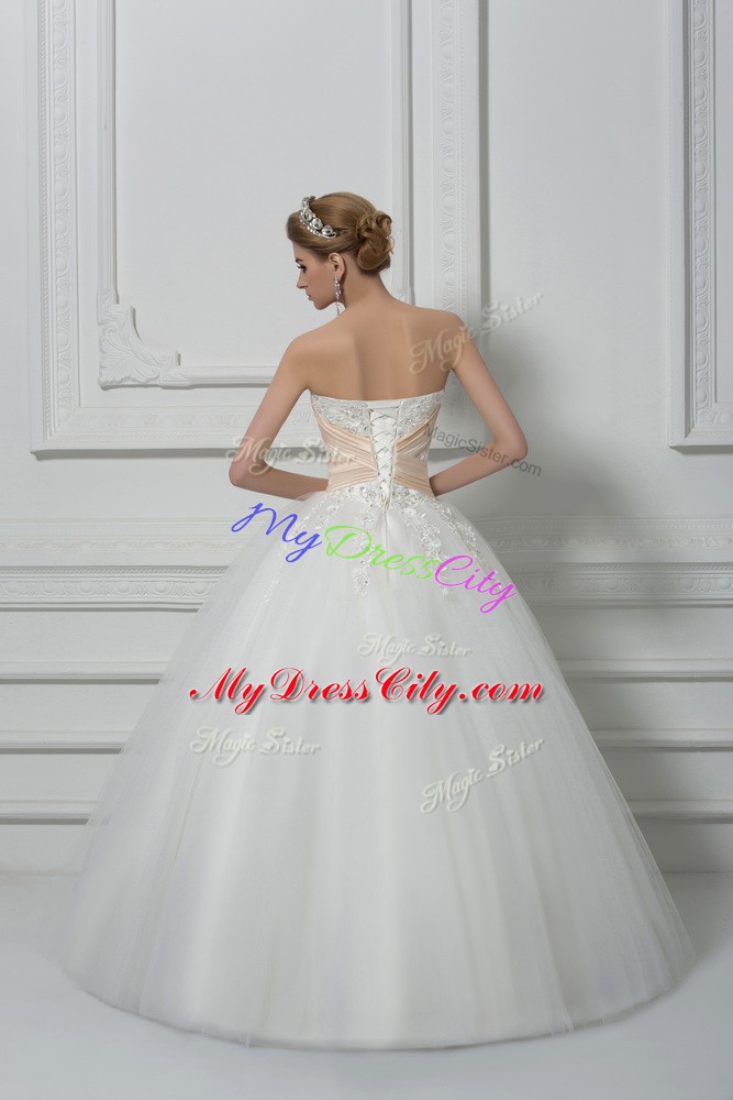 Elegant Sweetheart Sleeveless Lace Up Wedding Gowns White Tulle