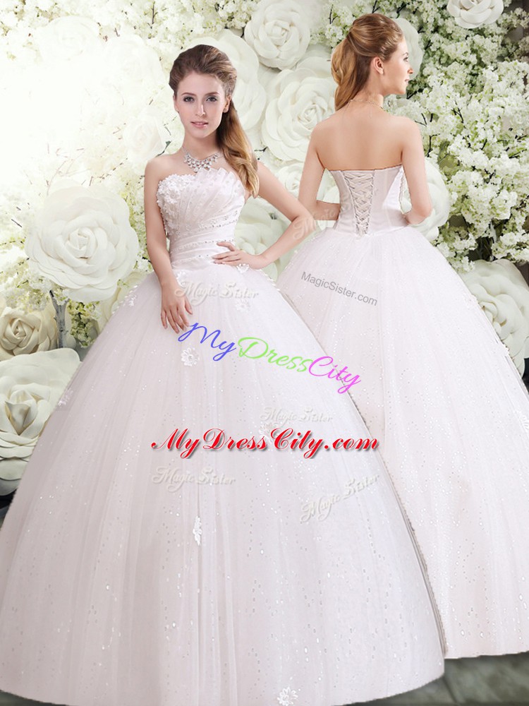 Sumptuous White Sleeveless Tulle Lace Up Wedding Gowns for Wedding Party