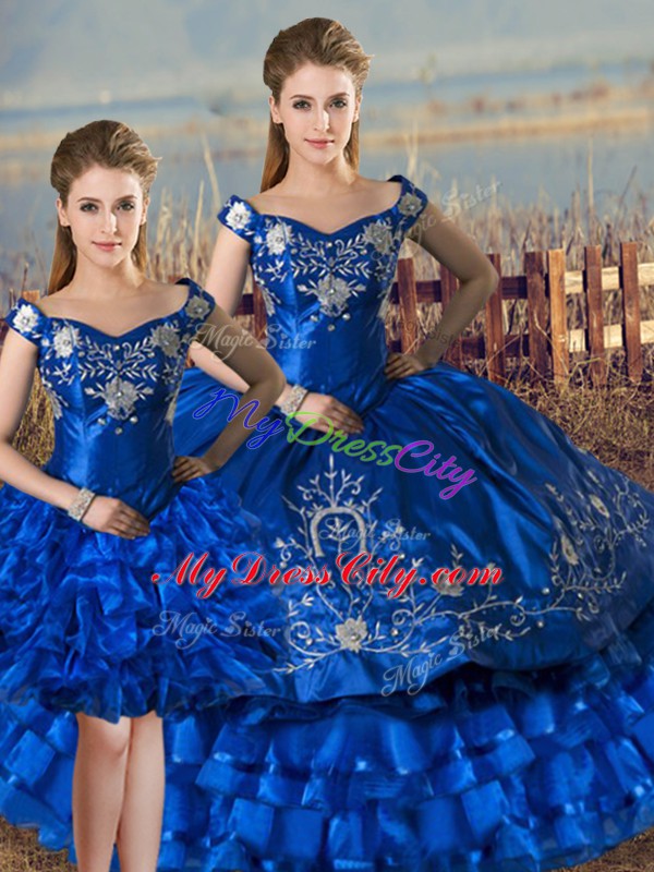 Royal Blue Three Pieces Off The Shoulder Sleeveless Satin and Organza Floor Length Lace Up Embroidery and Ruffled Layers Vestidos de Quinceanera