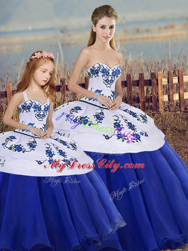 Royal Blue Sleeveless Floor Length Embroidery and Bowknot Lace Up 15 Quinceanera Dress