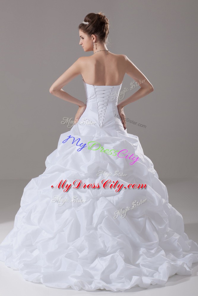 Great White Bridal Gown Wedding Party with Pick Ups Sweetheart Sleeveless Brush Train Lace Up