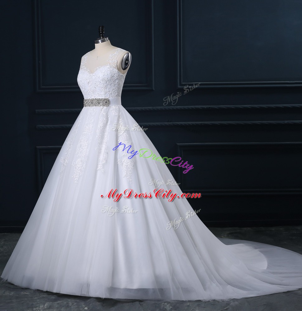 Great Sleeveless Tulle Court Train Zipper Wedding Gowns in White with Beading and Lace