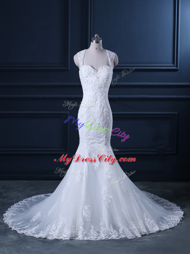 White Sleeveless Tulle Brush Train Backless Wedding Gowns for Wedding Party