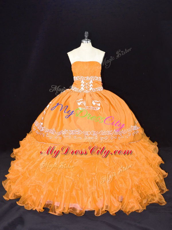 Floor Length Lace Up Quinceanera Dresses Gold for Sweet 16 and Quinceanera with Embroidery and Ruffles