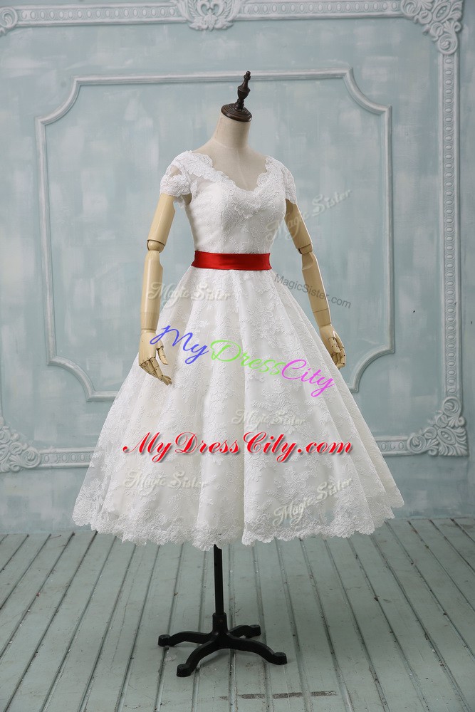 Fantastic White Bridal Gown Wedding Party with Lace and Belt V-neck Short Sleeves Zipper