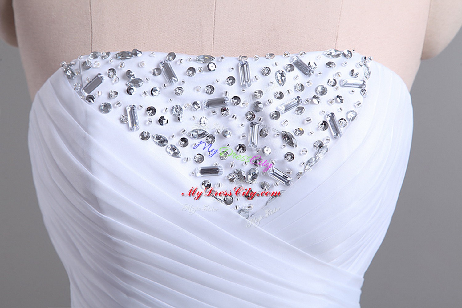 Comfortable White Sleeveless Organza Zipper Wedding Gowns for Wedding Party