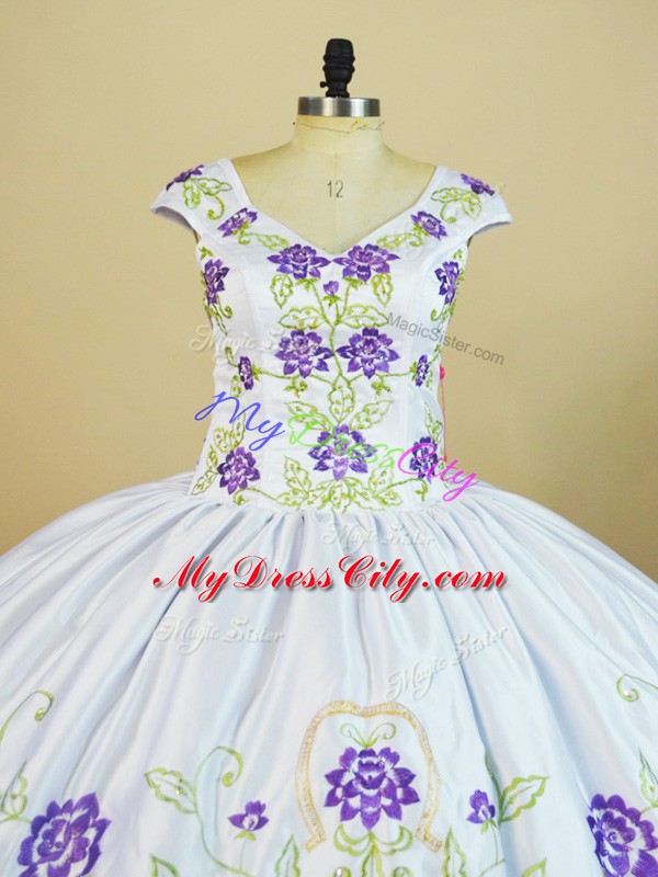 High End White And Purple Ball Gowns Embroidery and Ruffled Layers 15th Birthday Dress Lace Up Satin and Organza Cap Sleeves Floor Length