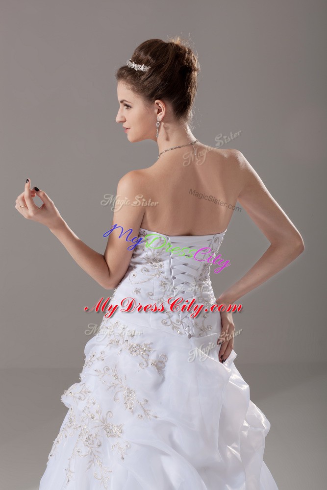 Admirable White Sweetheart Neckline Embroidery Wedding Dresses Sleeveless Lace Up