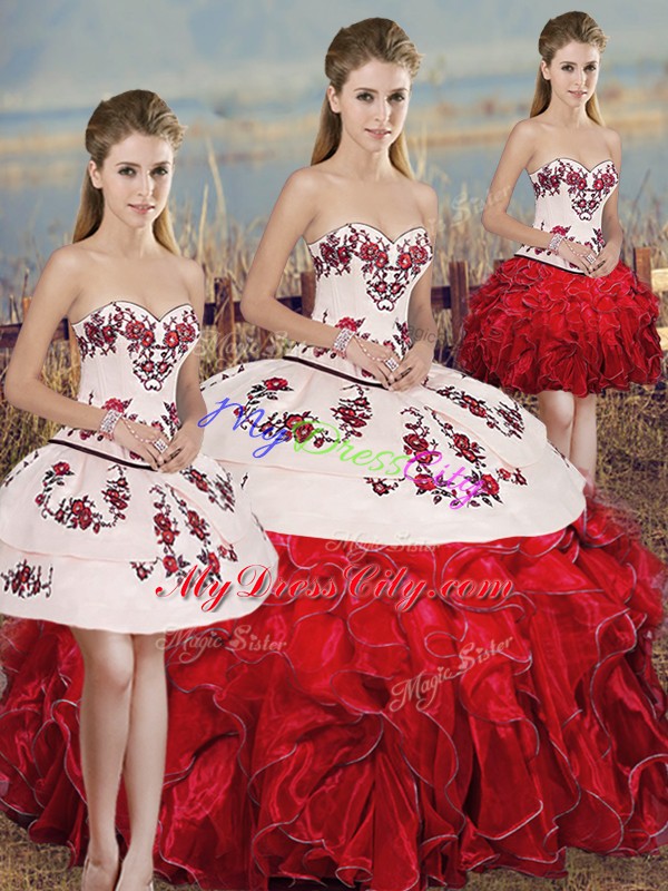 White And Red Lace Up Sweetheart Embroidery and Ruffles and Bowknot Vestidos de Quinceanera Organza Sleeveless