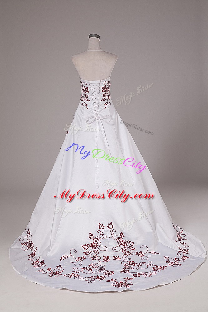 White Sleeveless Satin Brush Train Lace Up Wedding Dresses for Wedding Party