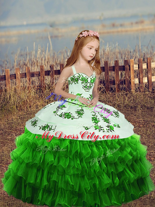 On Sale Sleeveless Embroidery and Ruffled Layers Lace Up Child Pageant Dress