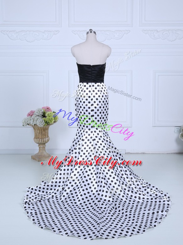 Exquisite White And Black Sleeveless Brush Train Lace Prom Party Dress