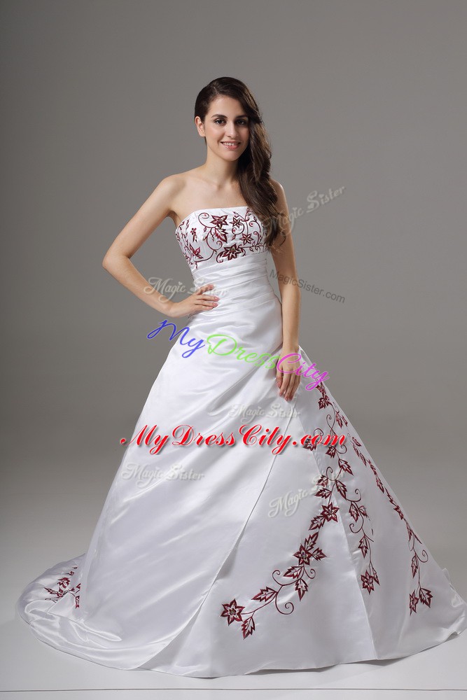 Flirting White Ball Gowns Satin Strapless Sleeveless Embroidery Lace Up Wedding Gown Brush Train