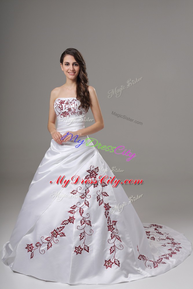 Flirting White Ball Gowns Satin Strapless Sleeveless Embroidery Lace Up Wedding Gown Brush Train