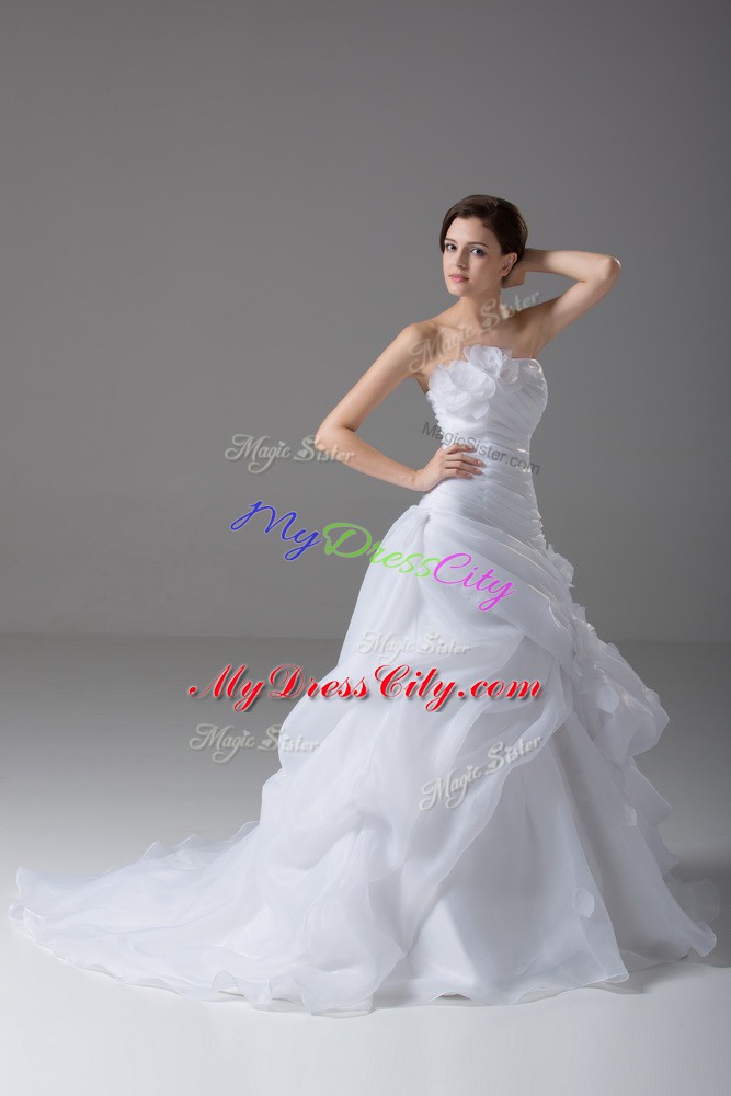 White Sleeveless Organza Brush Train Lace Up Wedding Gown for Wedding Party