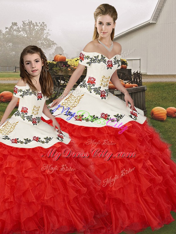 Perfect Sleeveless Organza Floor Length Lace Up Quinceanera Gowns in White And Red with Embroidery and Ruffles