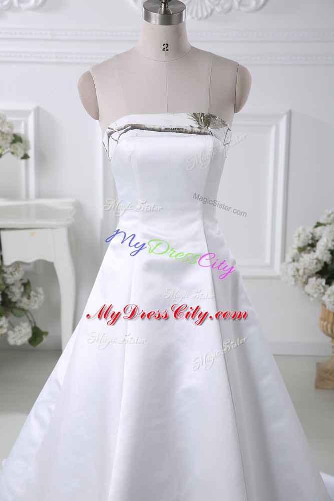 White Lace Up Strapless Pattern Wedding Dresses Satin Sleeveless Brush Train