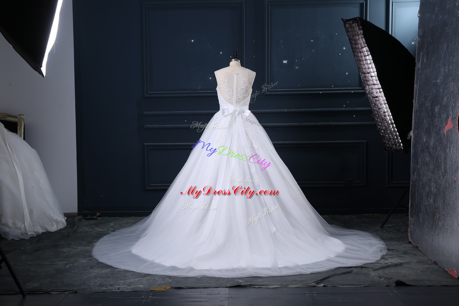 Amazing White Scoop Neckline Beading and Lace Wedding Gown Sleeveless Zipper