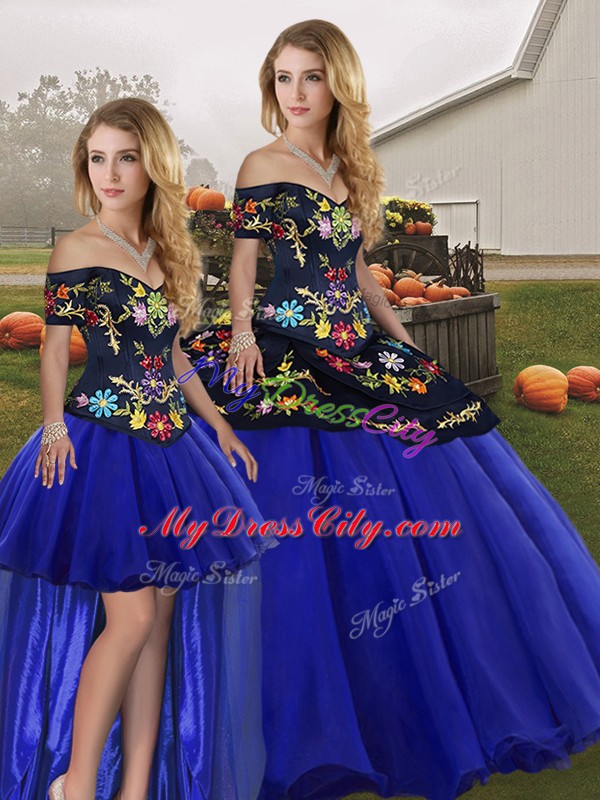 Colorful Royal Blue Three Pieces Embroidery Sweet 16 Dresses Lace Up Tulle Sleeveless Floor Length