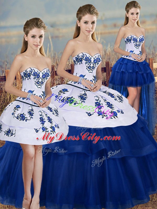 Royal Blue Ball Gowns Embroidery and Bowknot Vestidos de Quinceanera Lace Up Tulle Sleeveless Floor Length