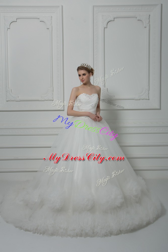 Court Train Ball Gowns Wedding Dresses White Sweetheart Tulle Sleeveless Lace Up