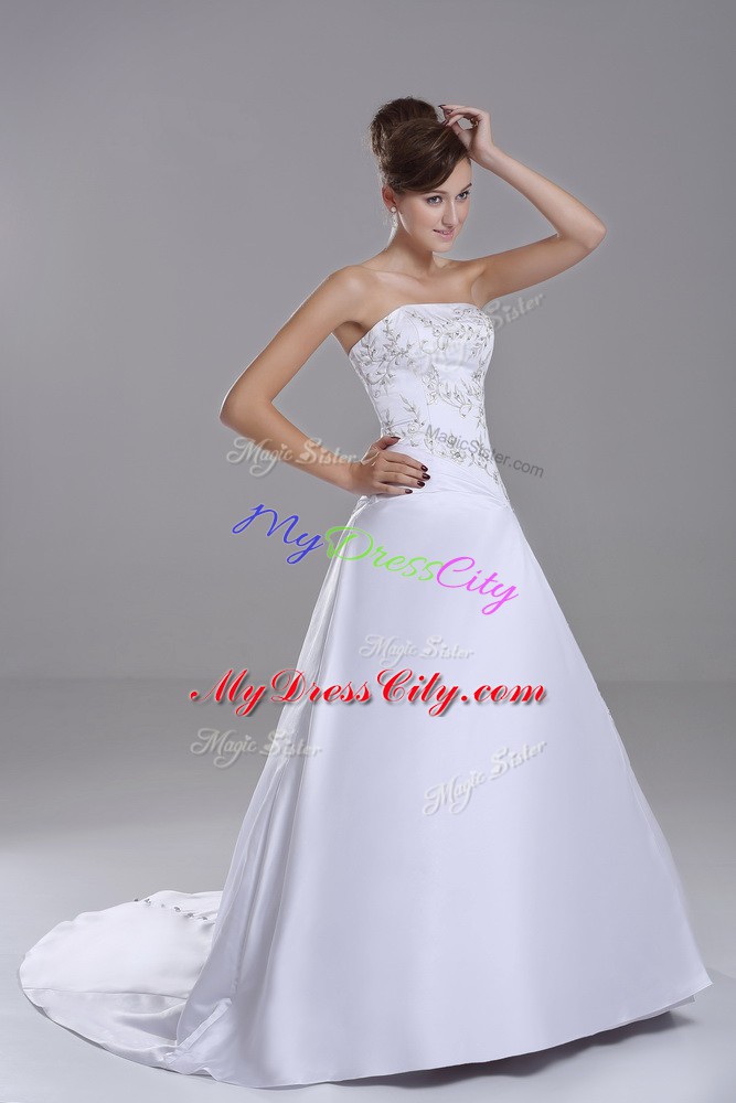 Sophisticated White Sleeveless Taffeta Brush Train Lace Up Wedding Gowns for Wedding Party